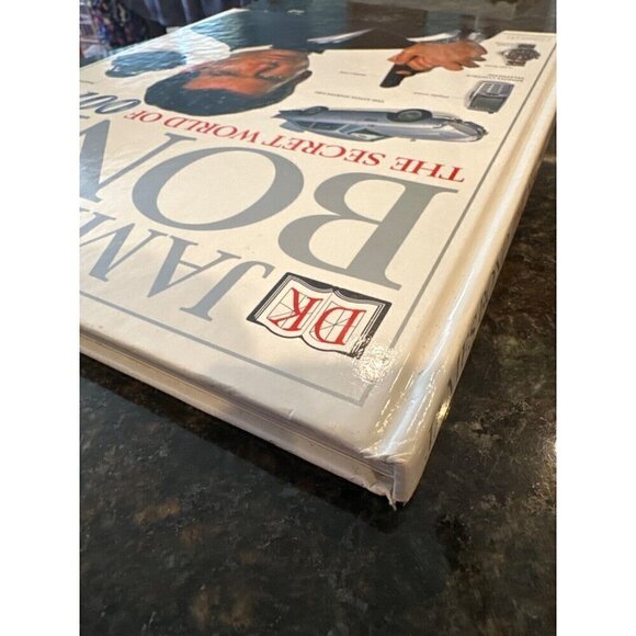 JAMES BOND THE SECRET WORLD OF 007 SPY FROM RUSSIAN With LOVE THUNDERBALL PHOTOS - Picture 10 of 11